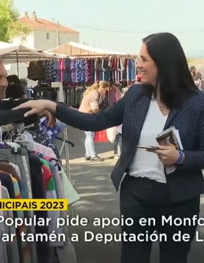 Paula Prado y Katy Varela hacen campaña en la feria de Monforte.